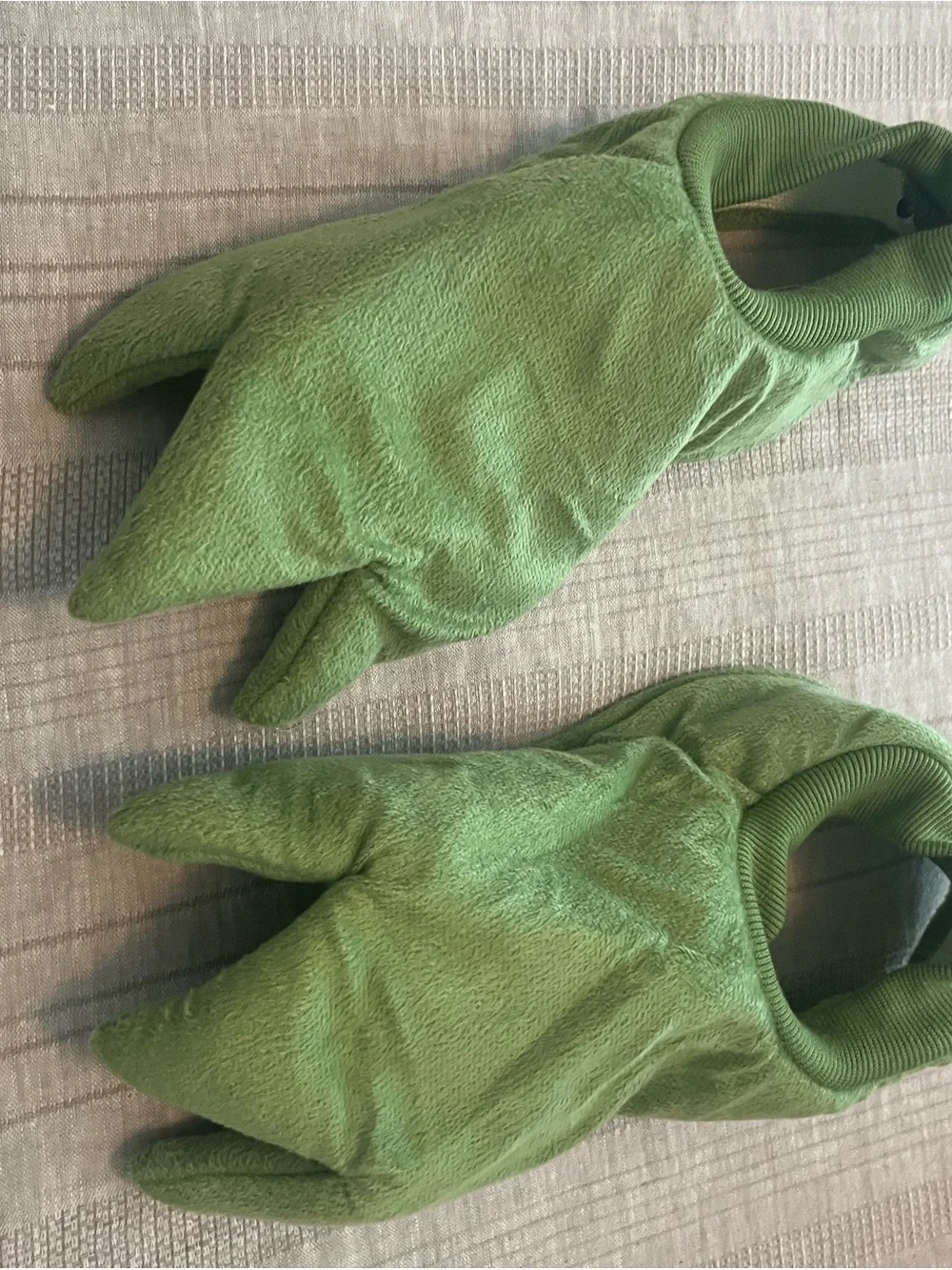 Disney Kids XL (fits small adult) Tick-Tock the Crocodile costume Peter Pan